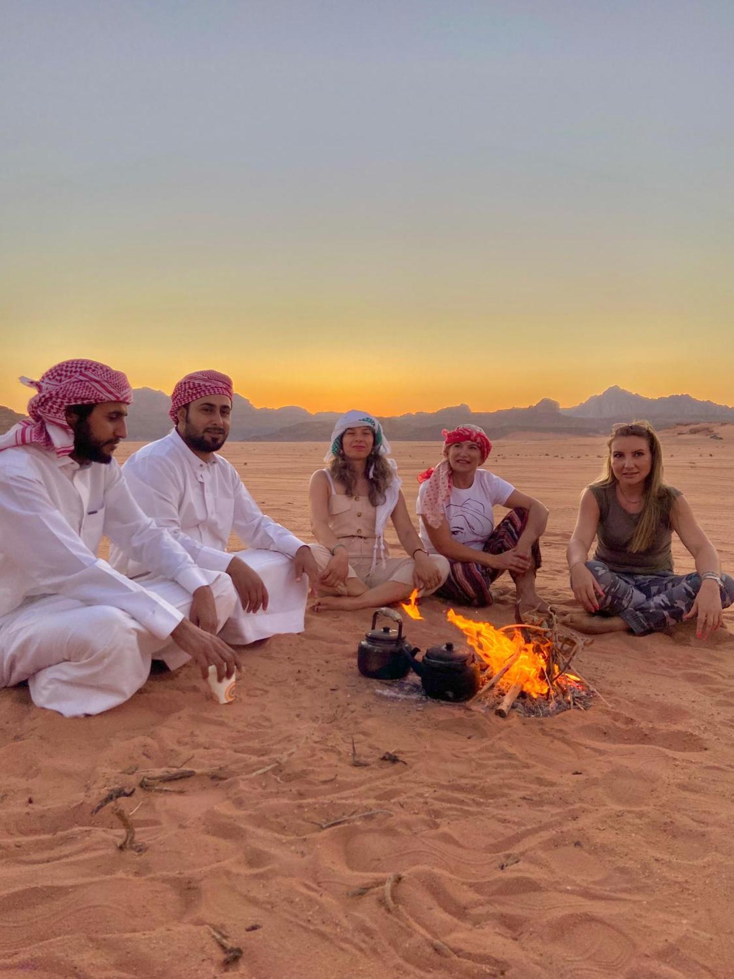 Wadi Rum Red Sand Camp Extérieur photo